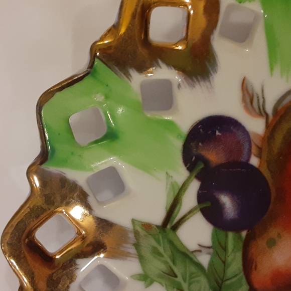 Vintage Artmark Originals Porcelain Handpainted Plate Fruit Themed Collection - Picture 3 of 5